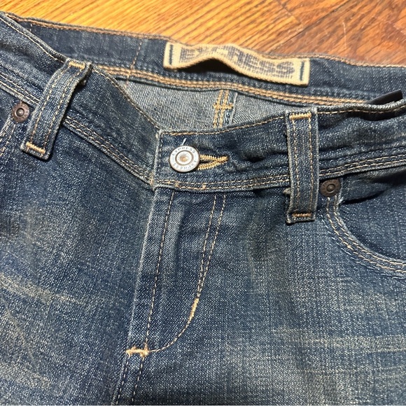 Y2K Express Sarula Precision Fit Low Rise Flare Jeans Women’s Size 4 S Whiskered - Picture 5 of 14